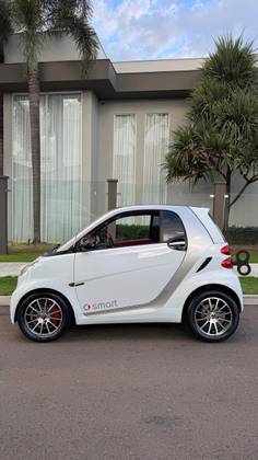 SMART FORTWO 1.0 COUPÊ TURBO 12V GASOLINA 2P AUTOMÁTICO SMART FORTWO 1.0 COUPÊ TURBO 12V GASOLINA 2P AUTOMÁTICO